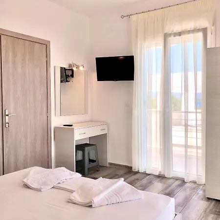 Be Happy Apartament Vourvourou